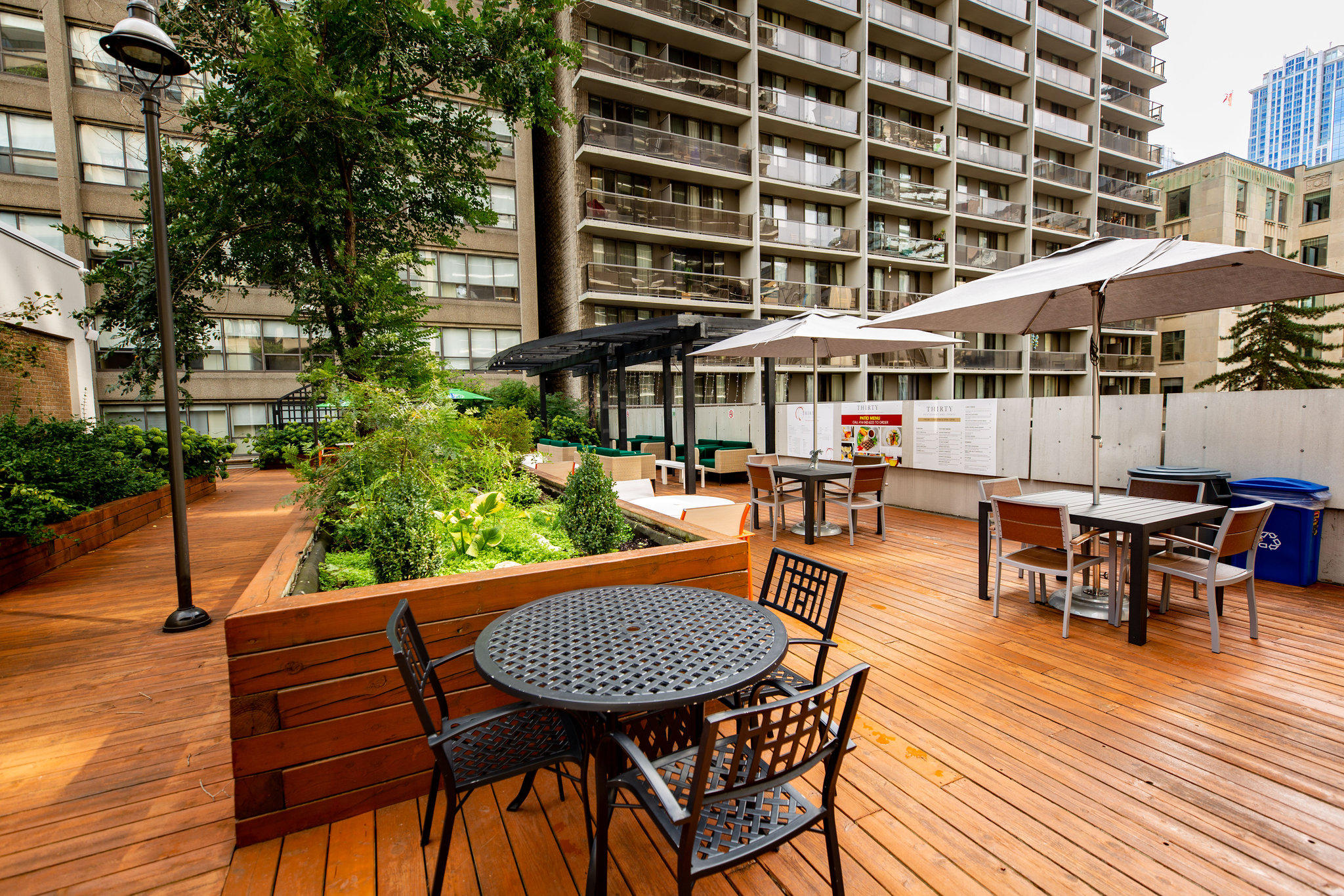 Фото Holiday Inn Toronto Downtown Centre