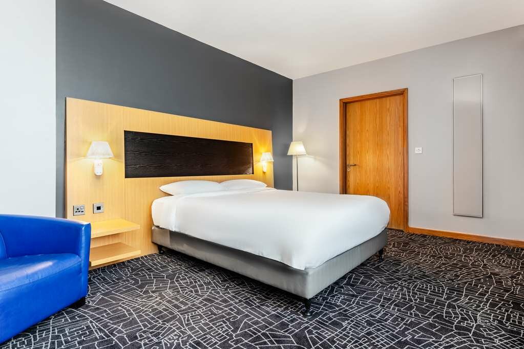 Фото Park Inn by Radisson Peterborough