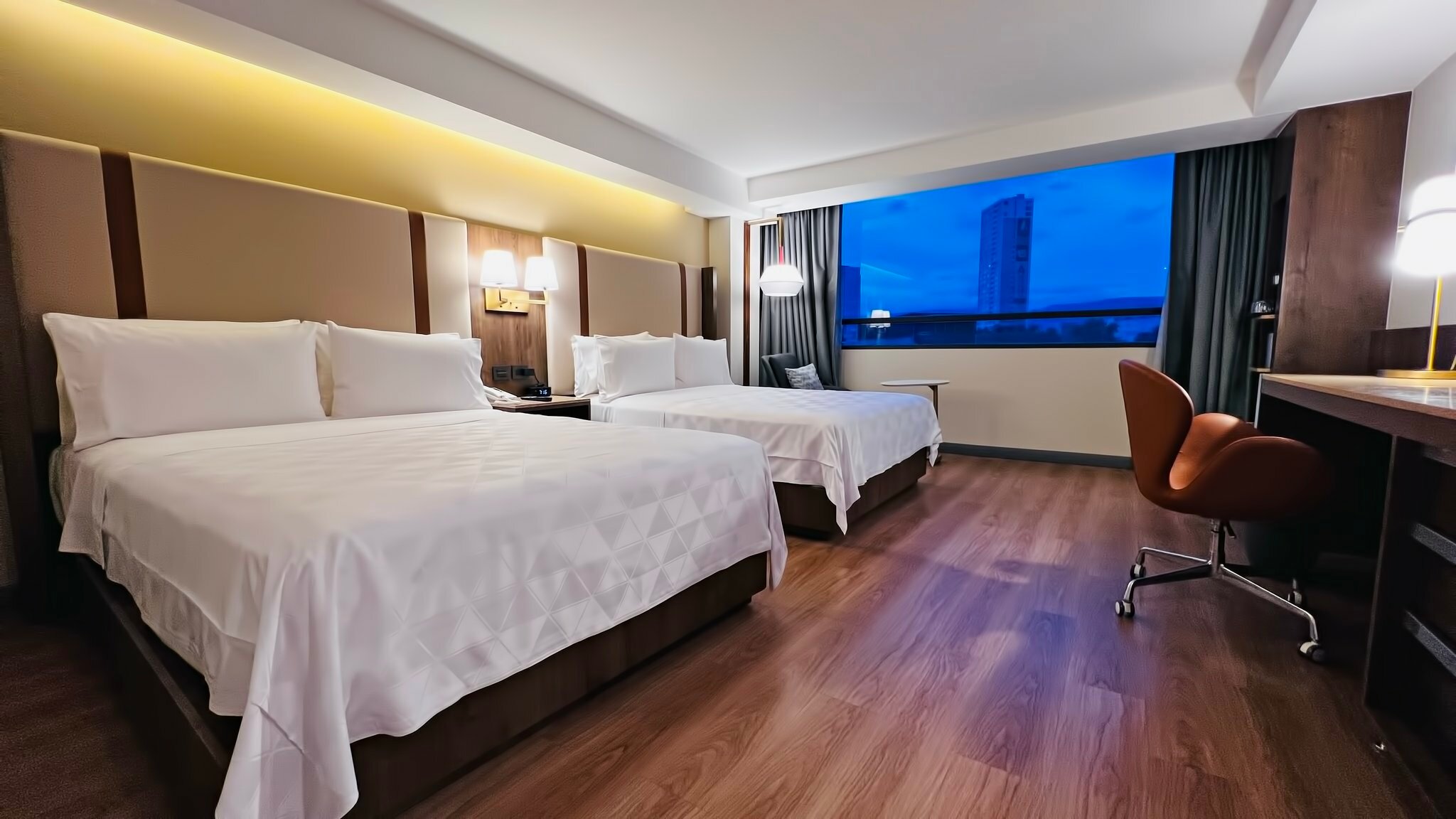 Фото Holiday Inn Mexico City - Plaza Universidad, an Ihg Hotel