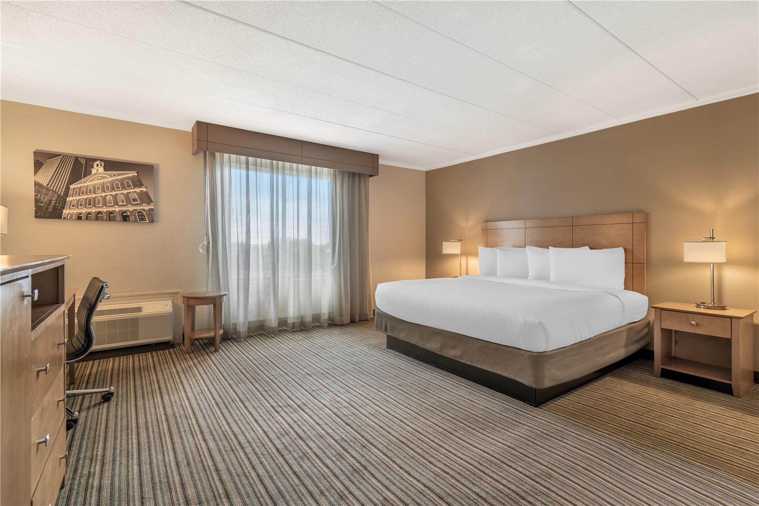 Фото Best Western Plus Waltham Boston