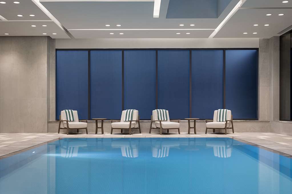 Фото Canopy by Hilton Toronto Yorkville