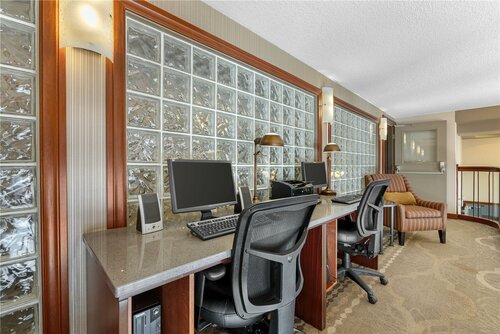 Гостиница Best Western Plus Baker Street Inn в Нельсоне