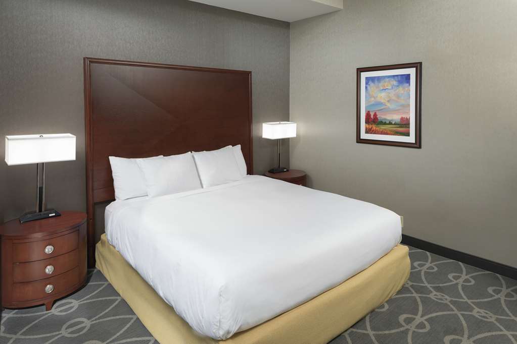 Фото DoubleTree by Hilton Asheville Biltmore