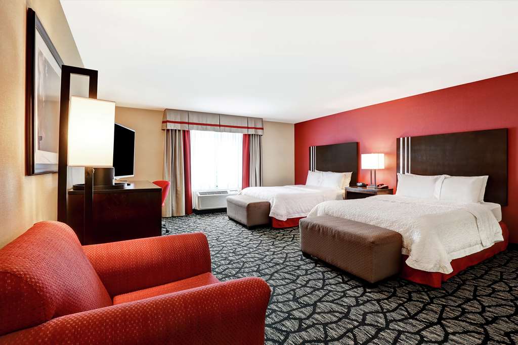 Фото Hampton Inn by Hilton Chilliwack