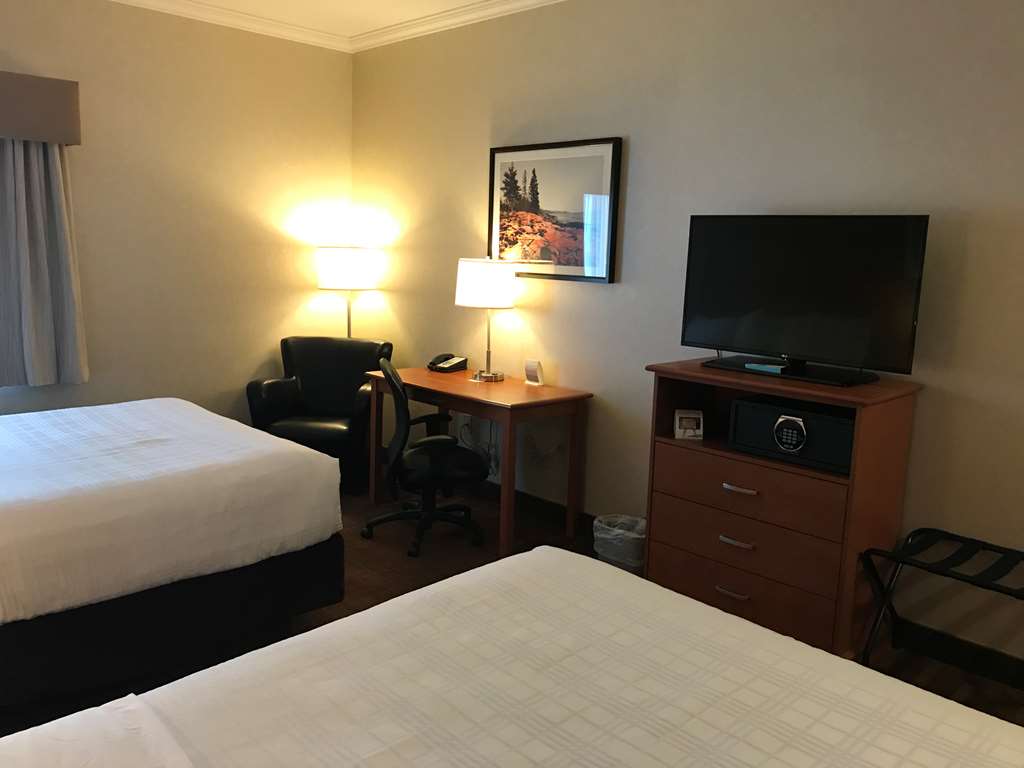 Фото Best Western Thunder Bay Crossroads