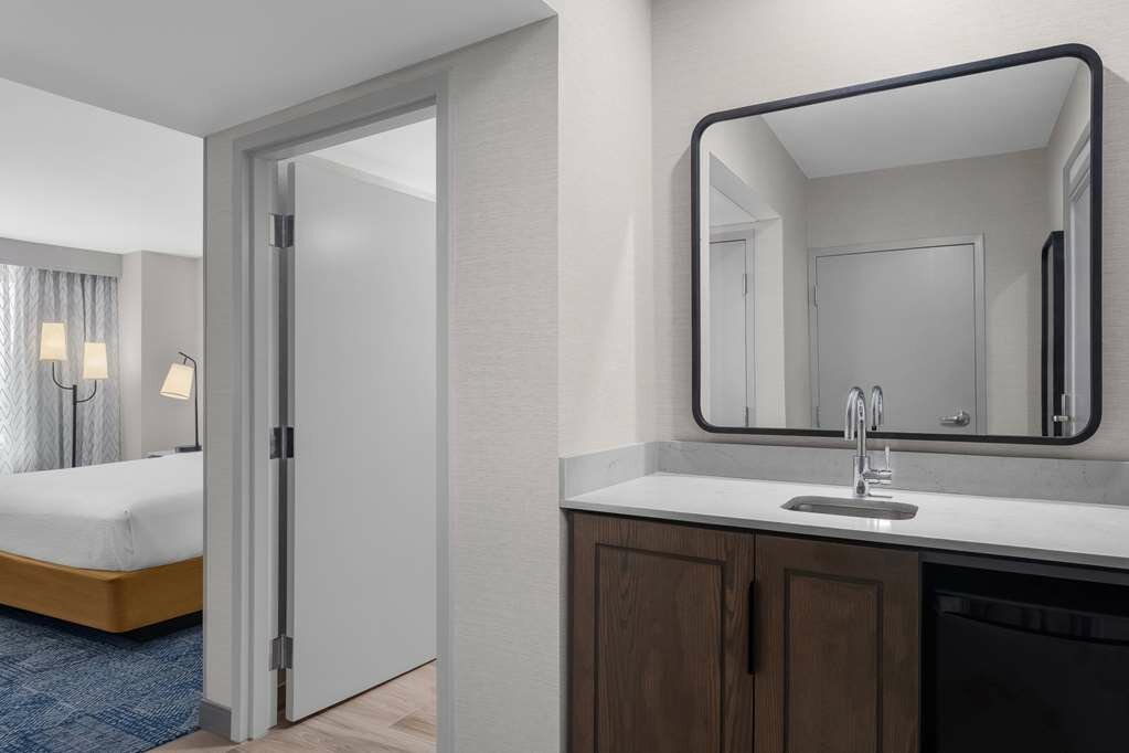Фото Embassy Suites by Hilton El Paso