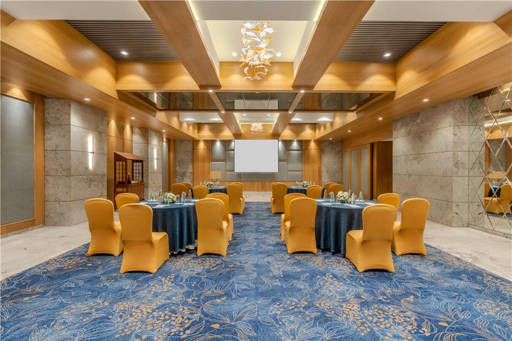 Фото Country Inn & Suites by Radisson, Navi Mumbai