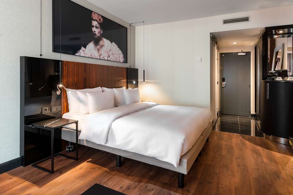 Фото Radisson Collection Hotel, Grand Place Brussels