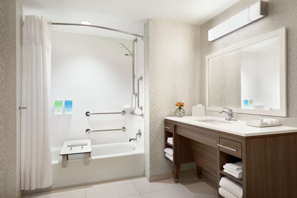Фото Home2 Suites by Hilton Overland Park