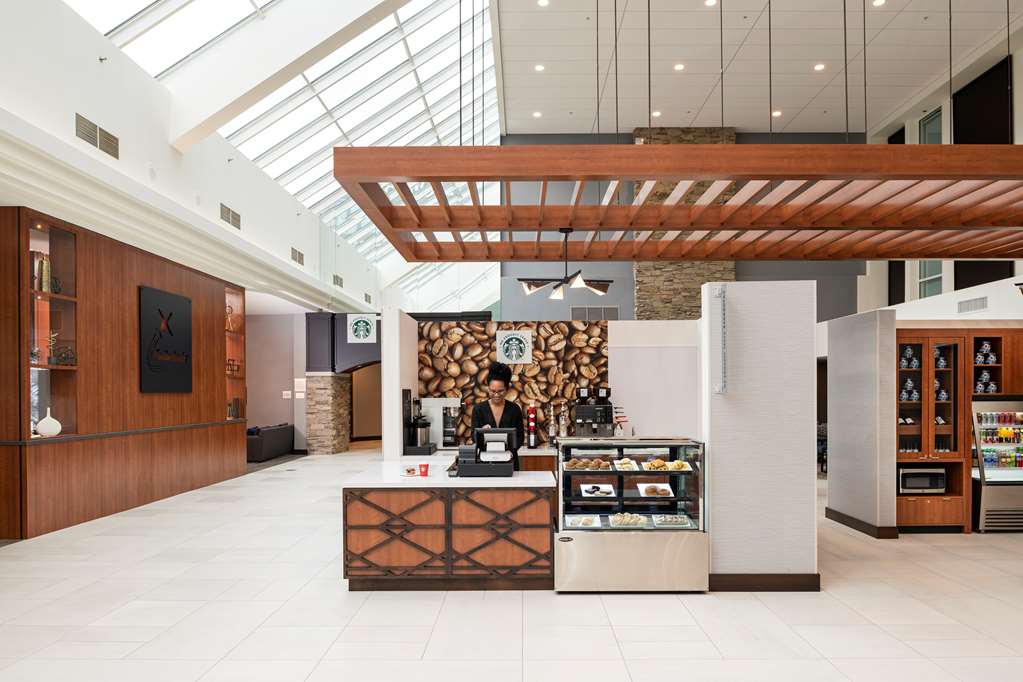 Фото DoubleTree by Hilton Madison East