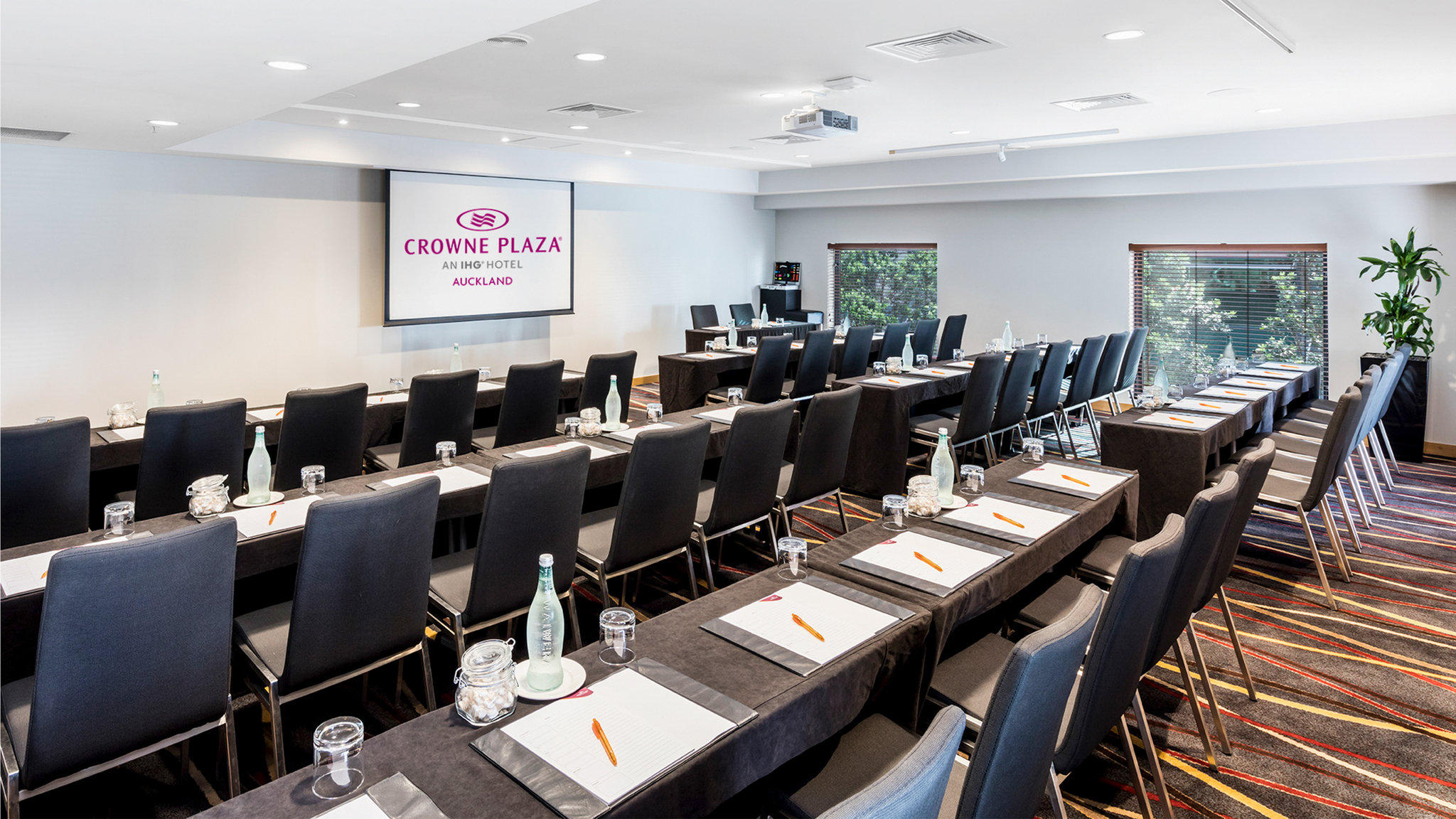 Фото Crowne Plaza Auckland