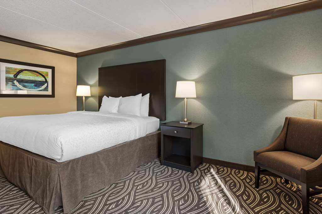 Фото Best Western Plus Kingston Hotel And Conference Center
