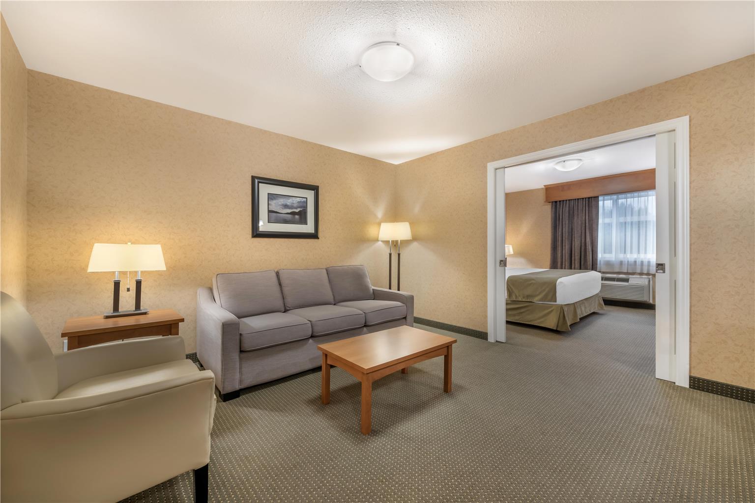 Фото Best Western Sicamous Inn