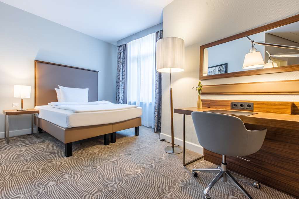 Фото Radisson Blu Schwarzer Bock Hotel