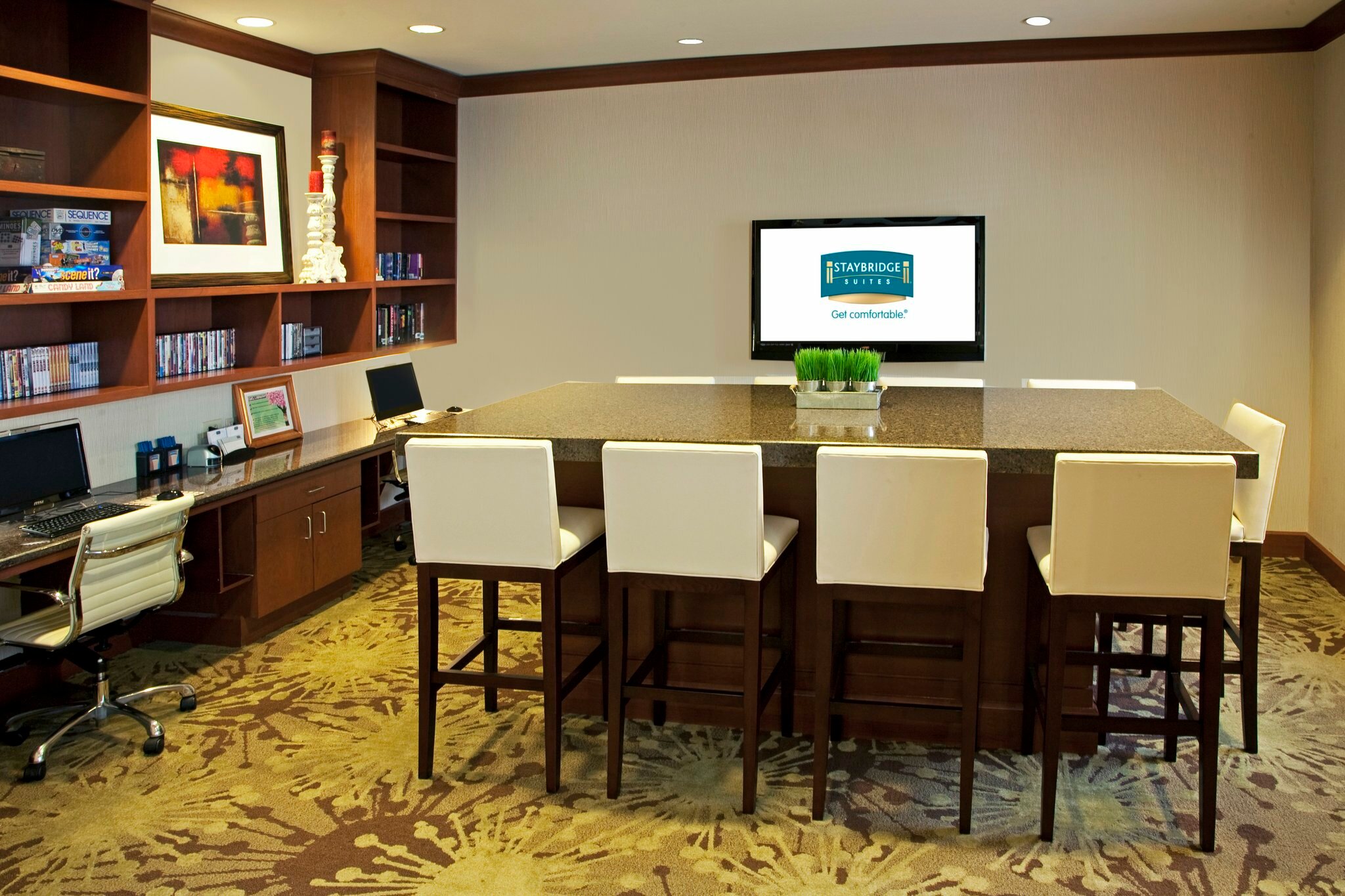 Фото Staybridge Suites Chantilly - Dulles Airport, an Ihg Hotel
