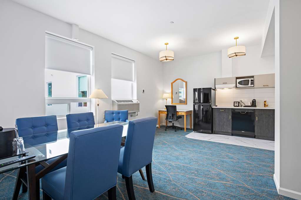 Фото Crown Columbia Hotel, Bw Premier Collection