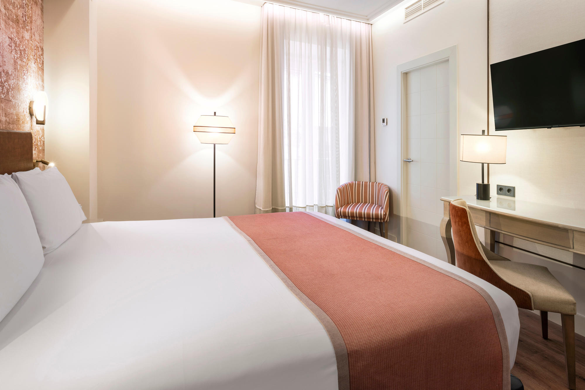 Фото Eurostars Sevilla Boutique