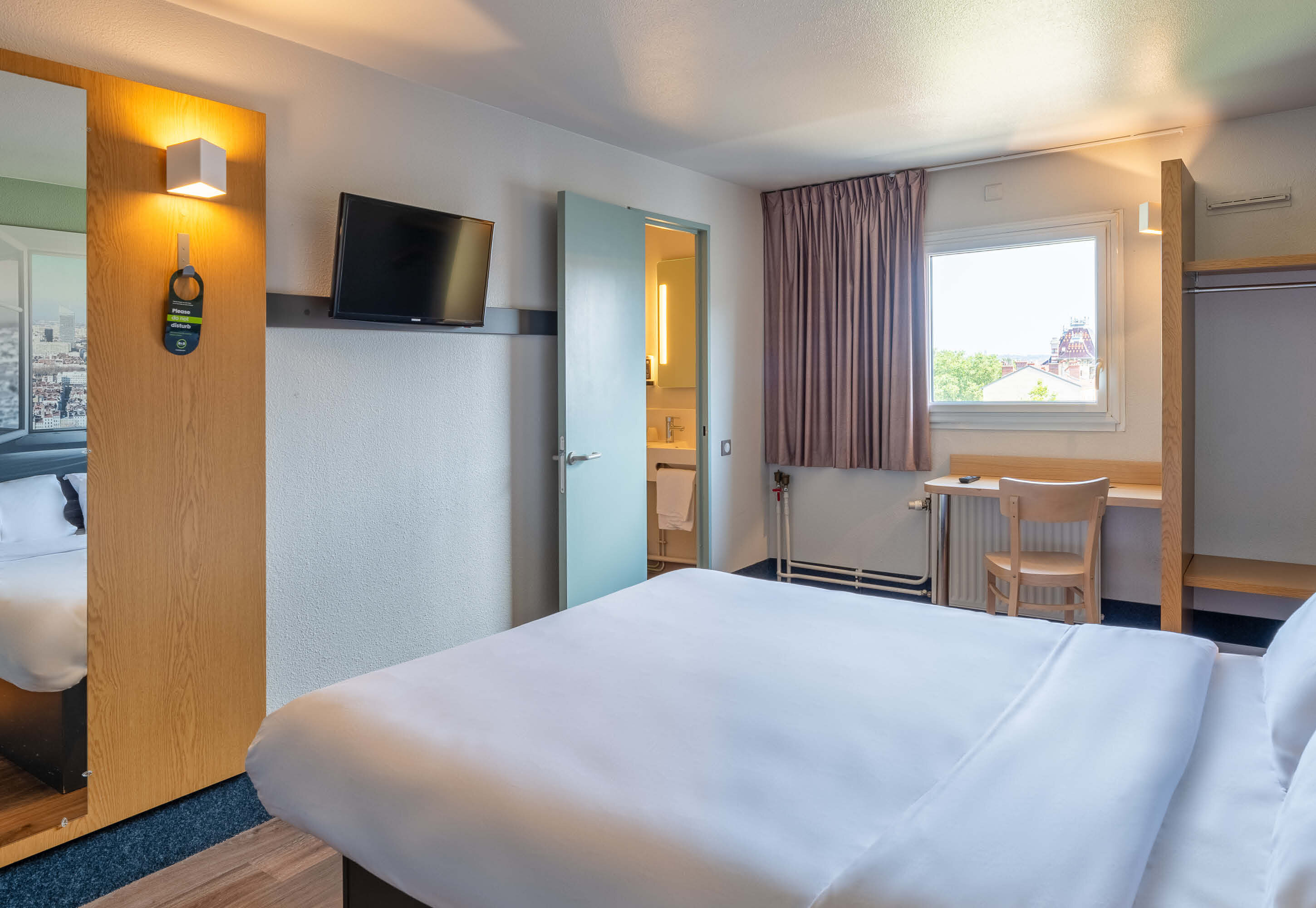 Фото B&b Hotel Lyon Centre Monplaisir