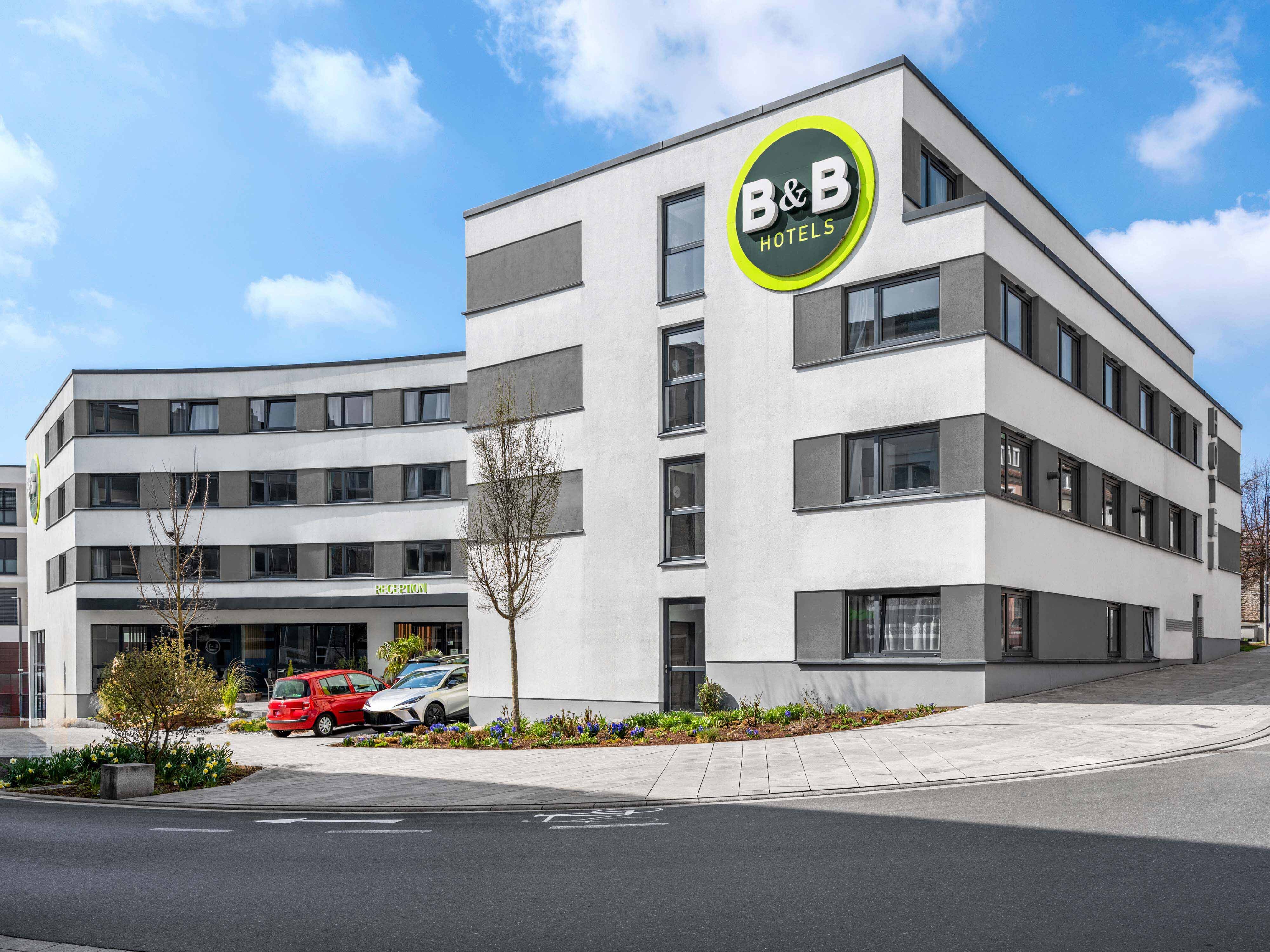 Фото B&b Hotel Schweinfurt-City