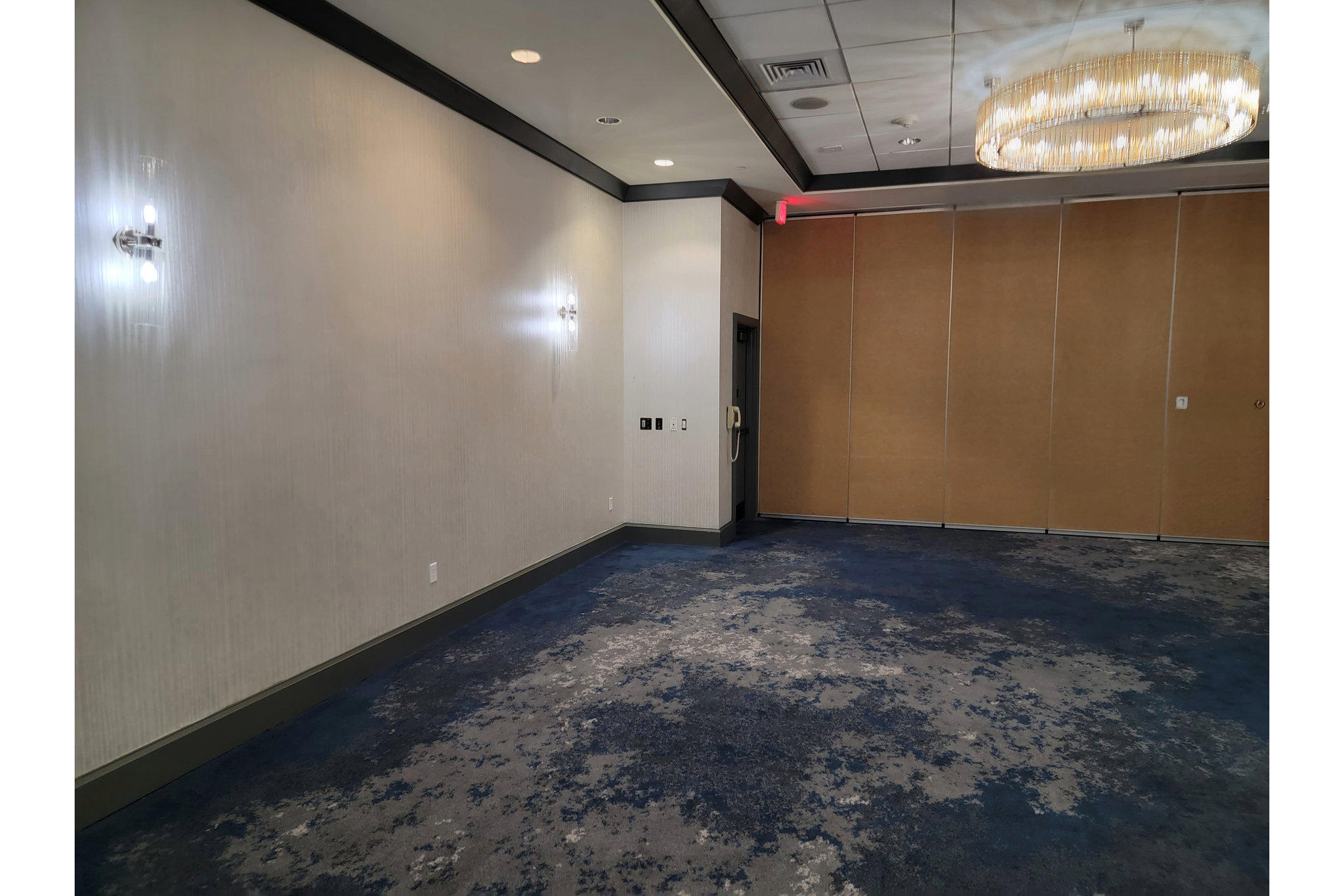 Фото Crowne Plaza Dallas Downtown