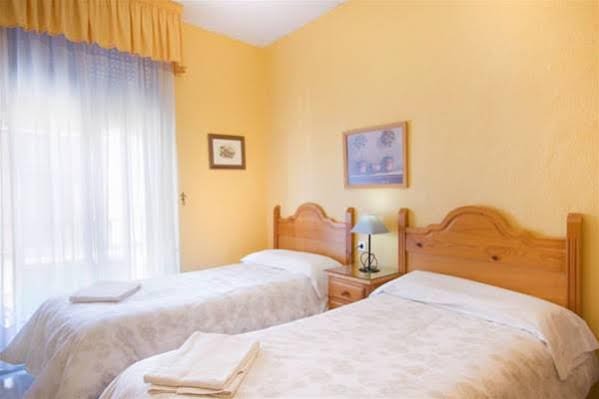 Фото Hostal Mesones