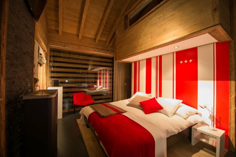 Гостиница Les Mazots de la Source & SPA