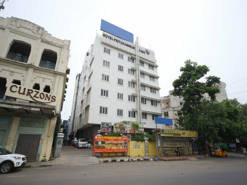 Гостиница Hotel Priyadarshini Park в Ченнае