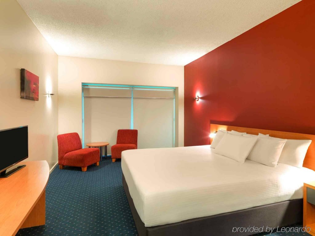 Фото Yehs Hotel Melbourne Cbd