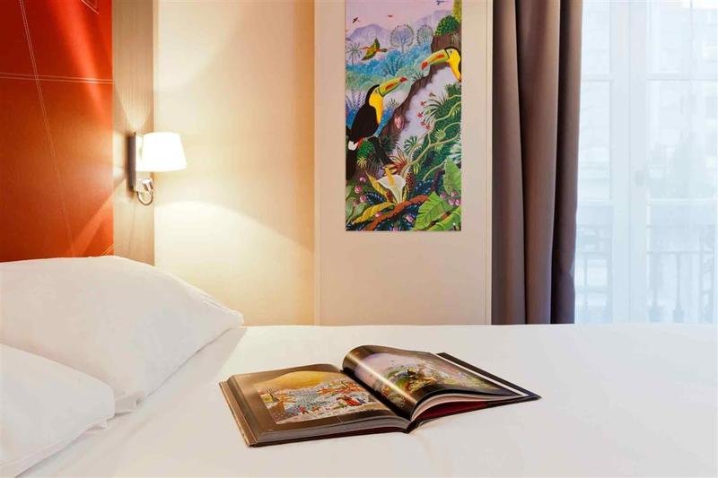 Фото ibis Styles Nantes Centre Place Graslin Hotel