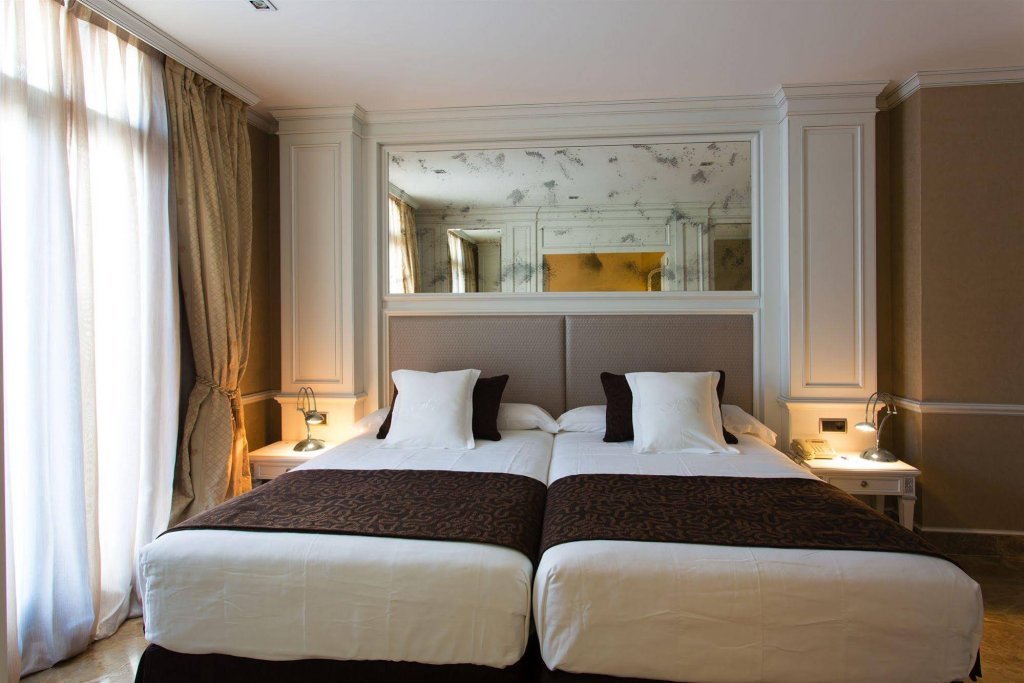 Фото Vp Jardín de Recoletos