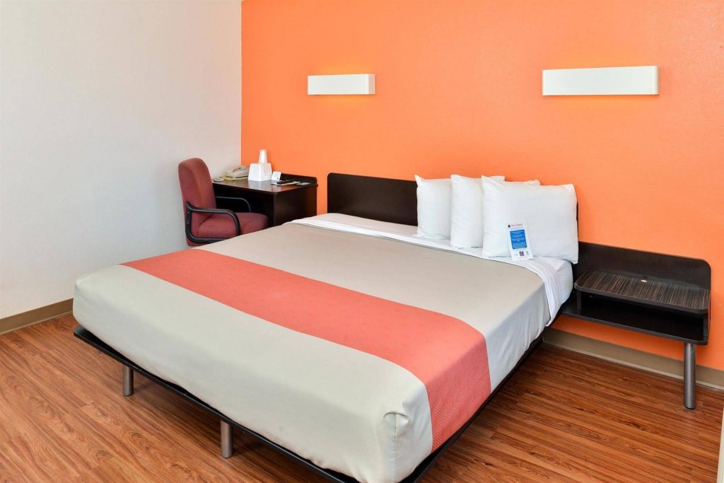 Фото Oyo Hotel Lake Park/Valdosta I-75