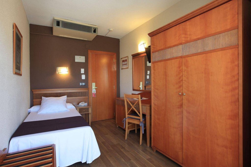 Фото Hotel Helios Benidorm