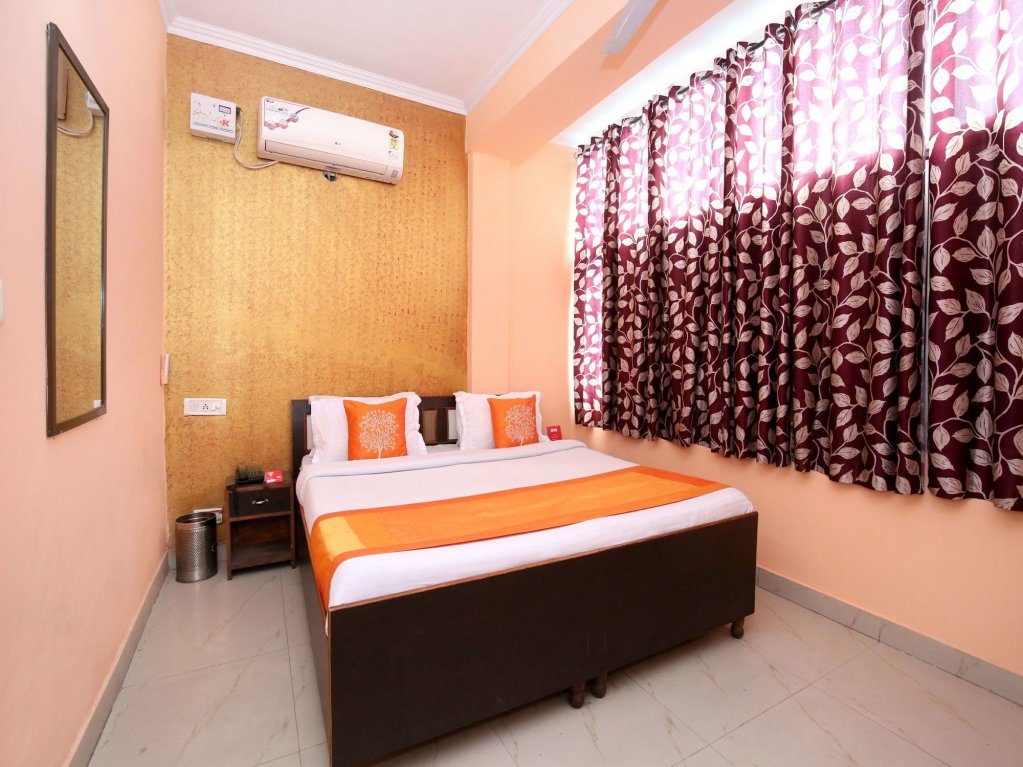 Фото Oyo 10463 Hotel Paras