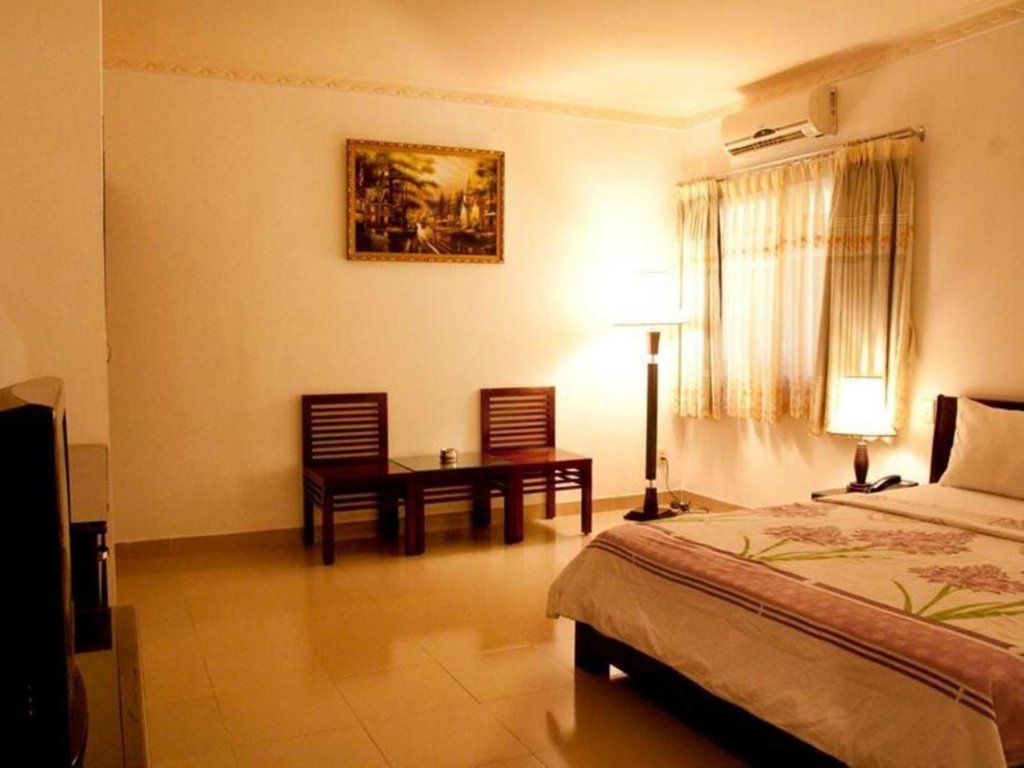 Фото Phi Phung Hotel