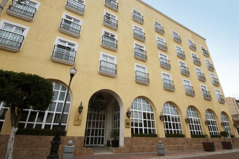 Гостиница Fiesta Inn Toluca Tollocan в Толука-де-Лердо