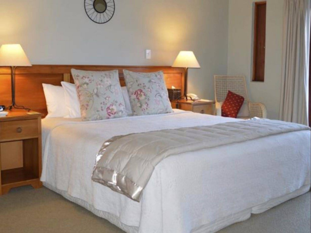 Фото Browns Boutique Hotel