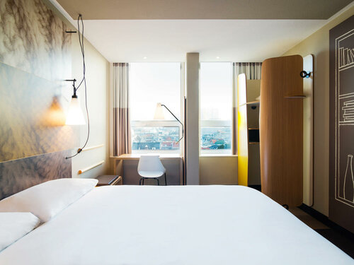 Внешний вид отеля Ibis Den Haag City Centre в Гааге, фото 1