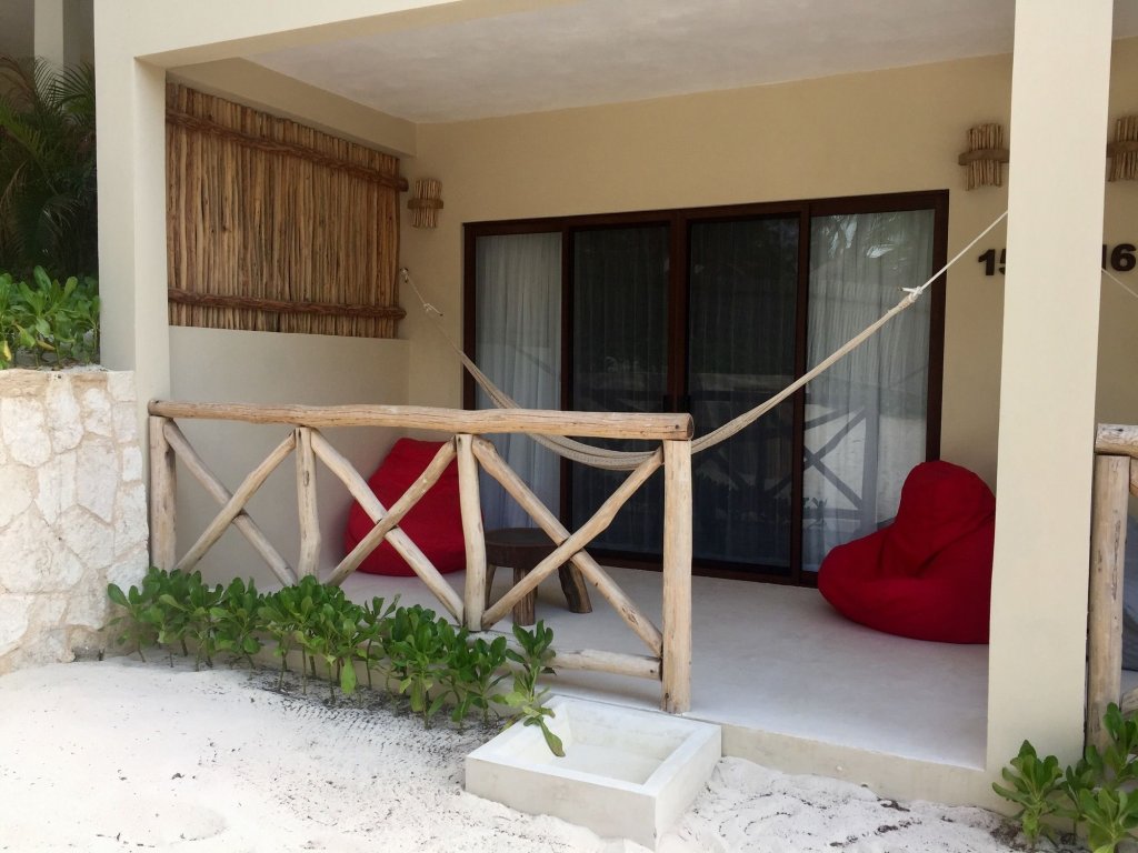 Фото Dune Boutique Hotel located at the party zone