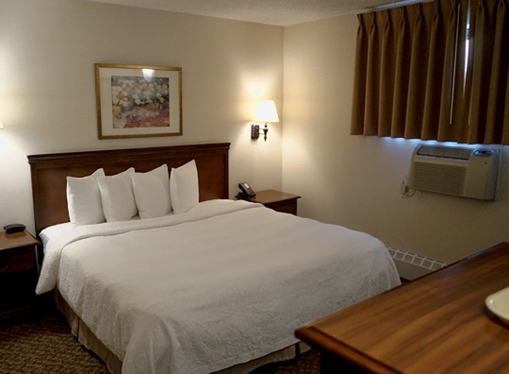 Фото The Holland Hotel