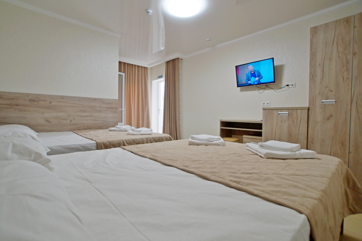 Фото отеля 1