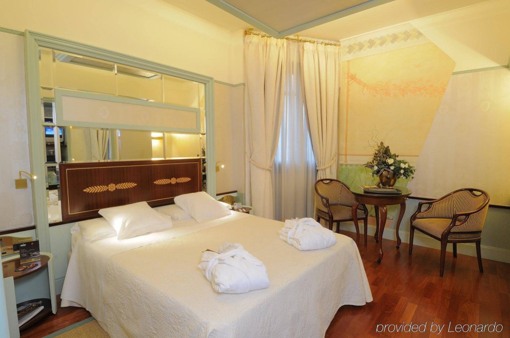 Фото C-hotels Rubens