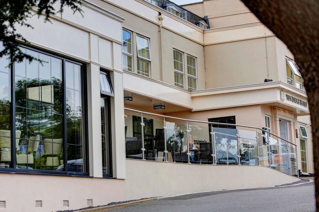 Фото Crowne Plaza East Midlands Airport by Ihg