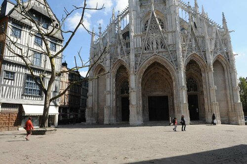 Гостиница Hôtel De La Cathédrale в Дьеппе