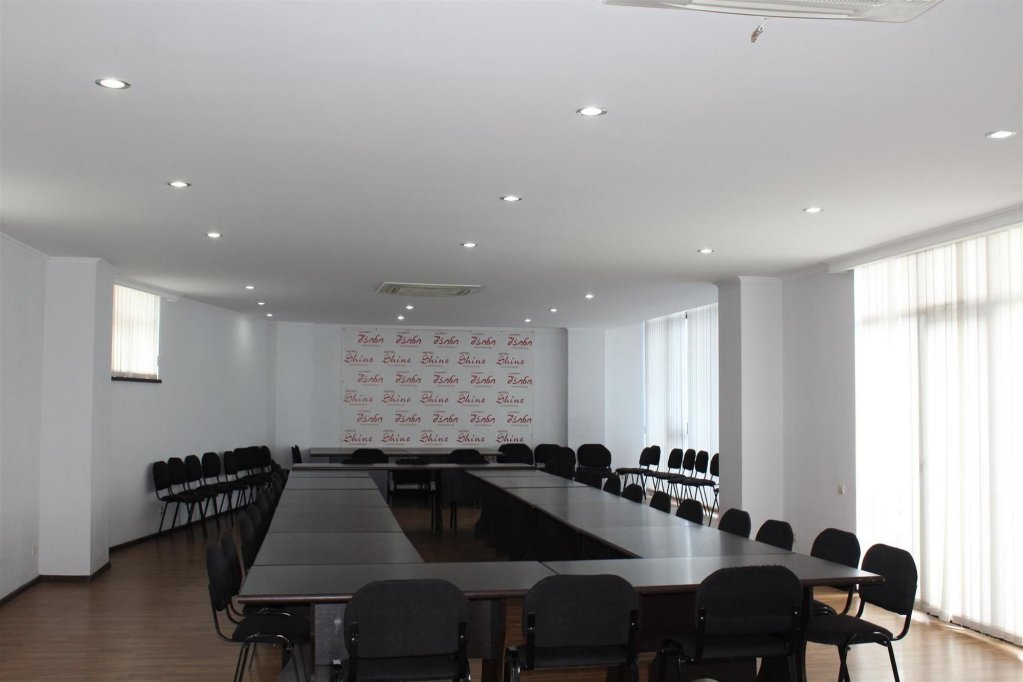 Фото Hotel Shine Palace