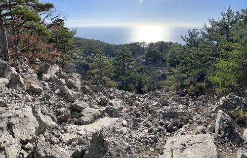 Landmark, attraction Крепость Алупка-Исар, Republic of Crimea, photo