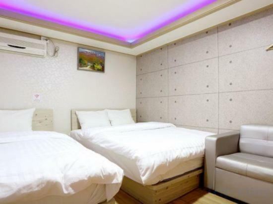 Фото Designers Hotel The Rich