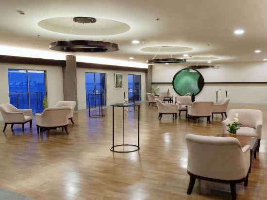 Фото Summit Ridge Tagaytay