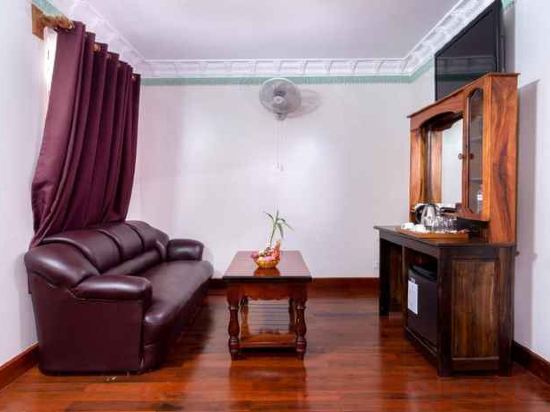 Фото Hello Cambodia Boutique