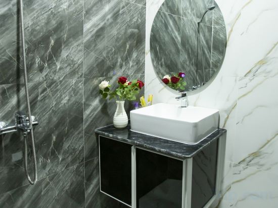 Фото Le Vu Hotel