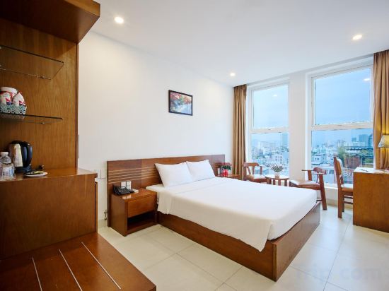 Фото Golden Light Hotel